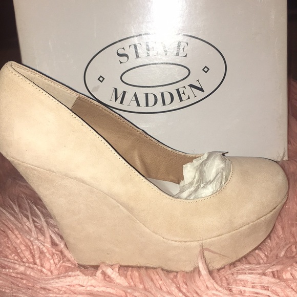 PAMMYY Wedges - Picture 2 of 9